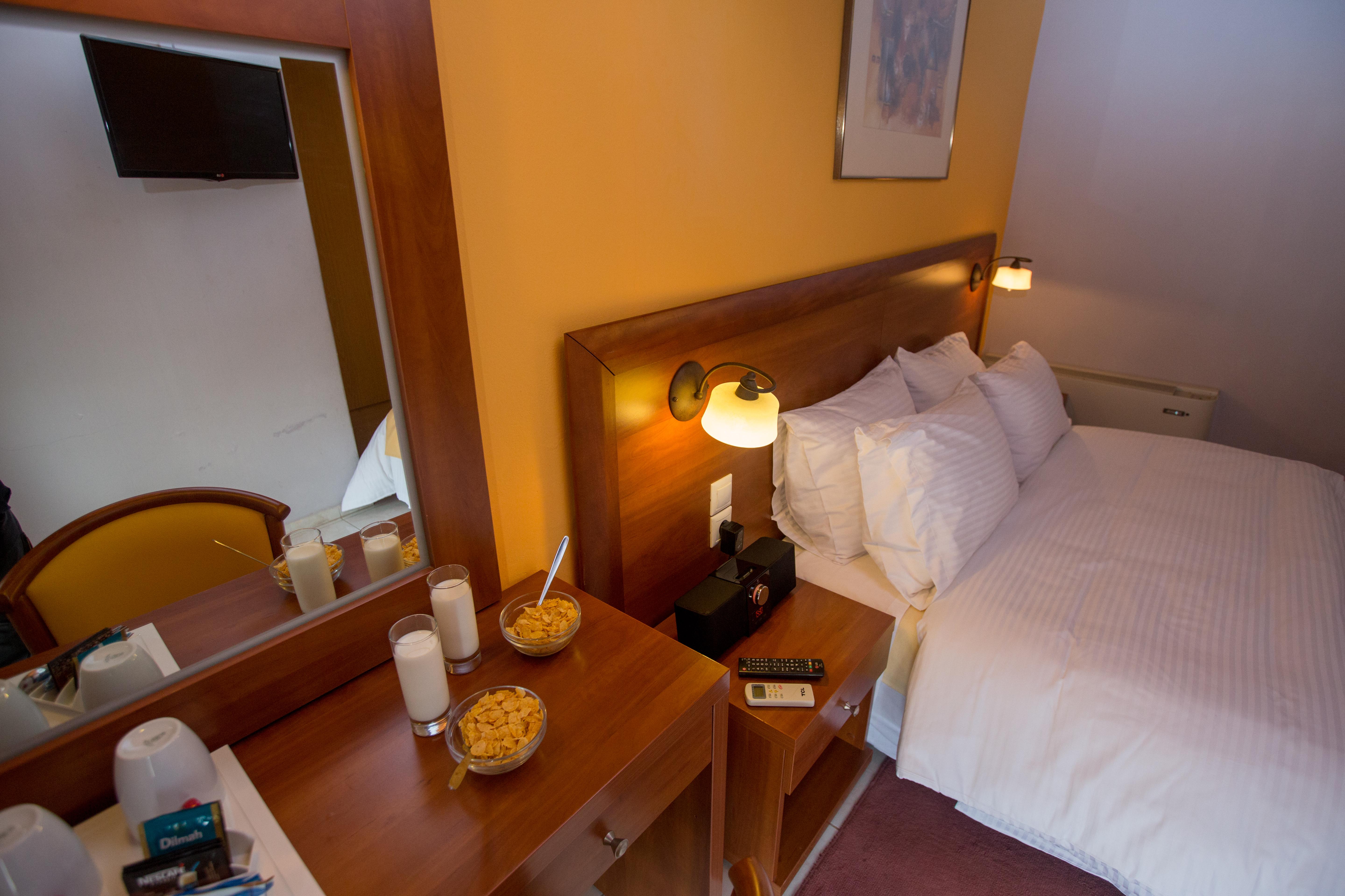 Mirabel Citycenter Hotel Argostoli  Exteriör bild