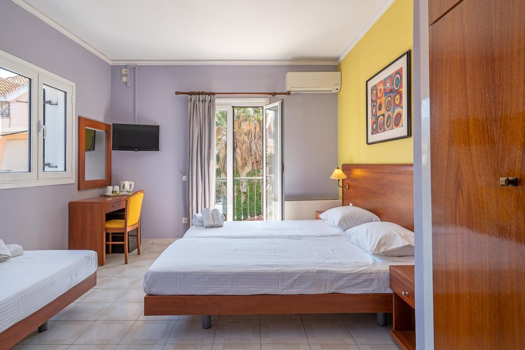 Mirabel Citycenter Hotel Argostoli  Exteriör bild