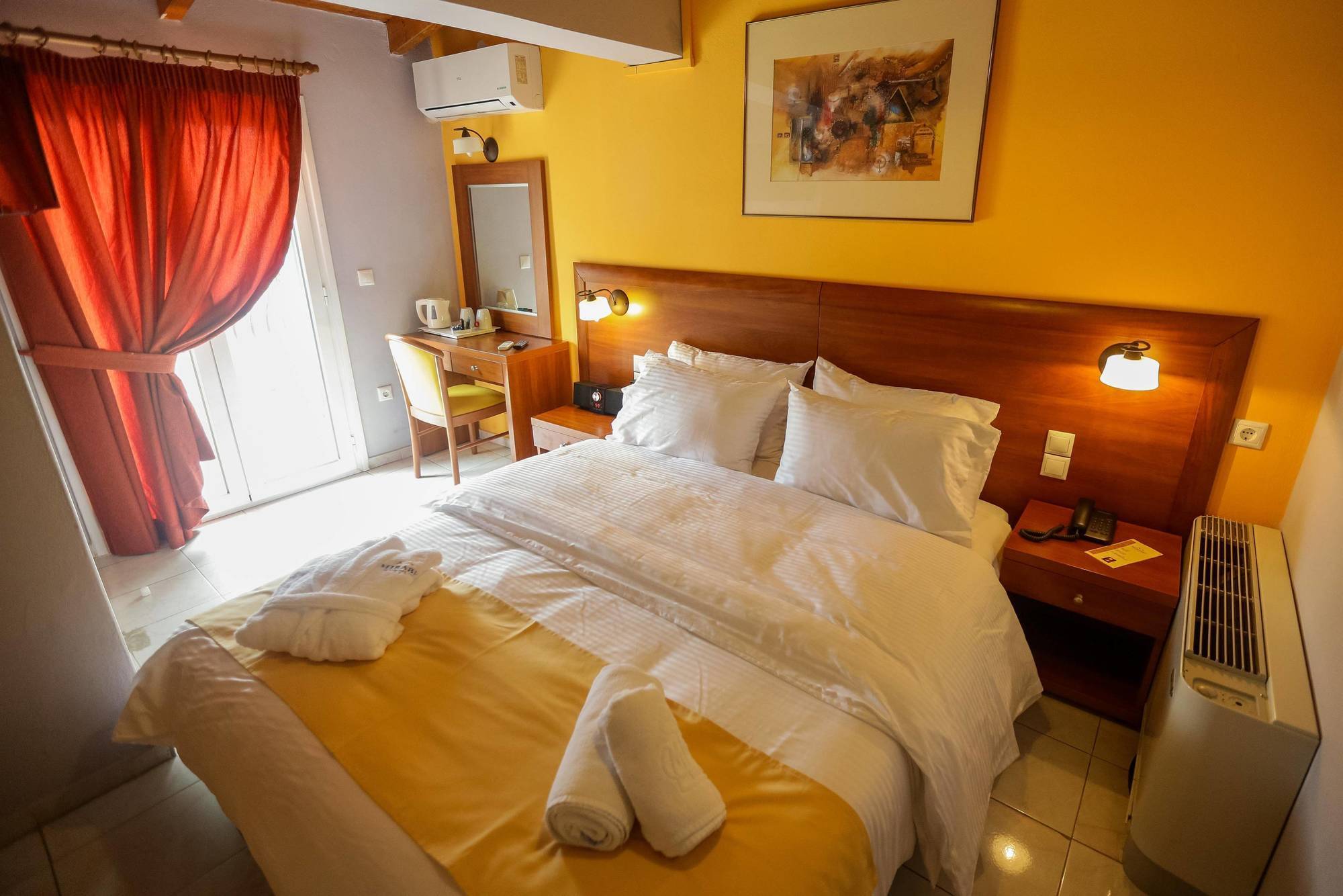 Mirabel Citycenter Hotel Argostoli  Exteriör bild